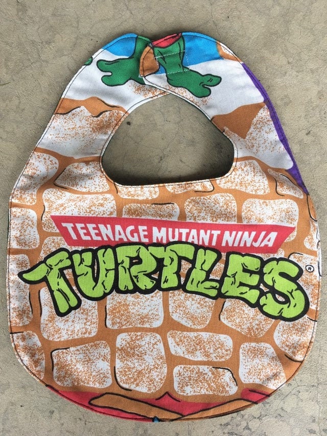 Schildkröten Lätzchen, Teenage Mutant Ninja, Vintage Tmnt Baby, Recycelt Handgemacht, Wiederverwendete Platte, 80Er 90Er Nostalgie, Jahre Tv Kind von CanzaliaVintage