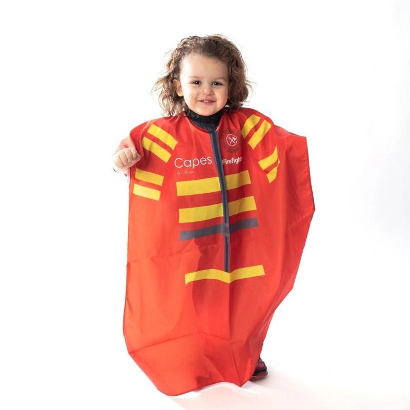 Kleinkind Wasserdichte Haircut "Dress Up" Capes - Feuerwehrmann." von CapeandApronApparels