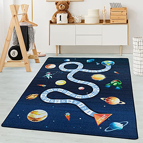 Carpetsale24 Kinderteppich Lernmatte Zahlen mit Weltraum Design Marineblau 120 x 170 cm - Kurzflor Teppich Kinderzimmer für Jungen & Mädchen Pflegeleicht Waschbar Spielteppich Babyzimmer Babyteppich von Carpetsale24