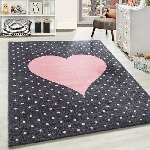 Carpetsale24 Kinderteppich liebevolles Herzmuster Pink und Grau 140 x 200 cm - Kurzflor Teppich Kinderzimmer für Jungen und Mädchen Pflegeleicht Weich - Waschbar Spielteppich Babyzimmer Babyteppich von Carpetsale24