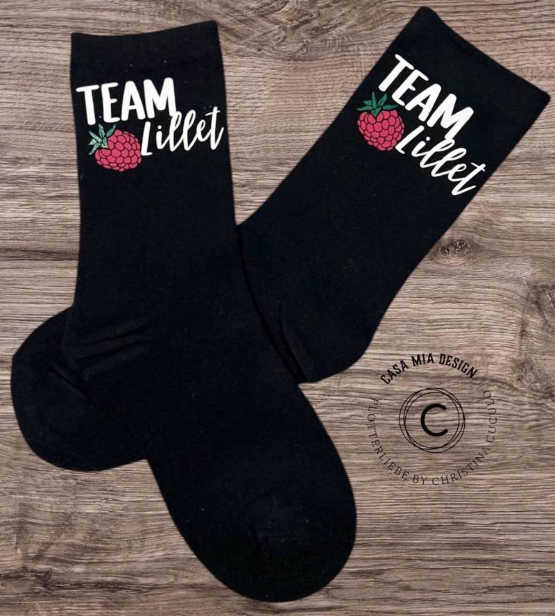 Socken „Team Lillet" in Schwarz von CasaMiaDesignbyCC