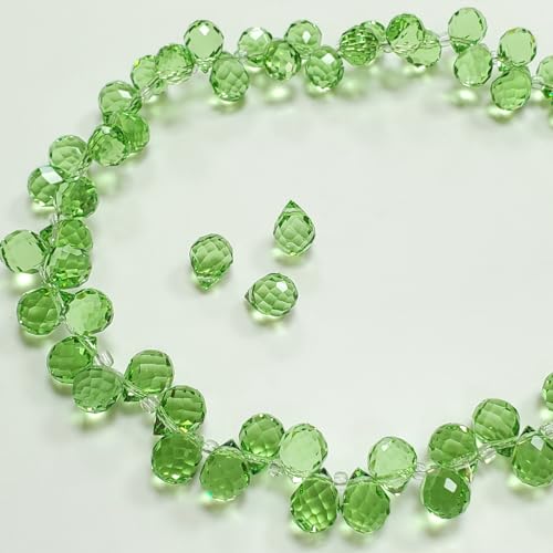 Chengmu Peridot-Erdbeerglasperlen zur Schmuckherstellung, 8 mm, facettierte Tropfenform, Kristall-Abstandshalter für Armband, Halskette, Ohrringe, 90 Stück von Chengmu