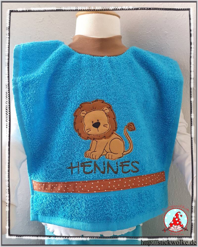 Handtuch Lätzchen Mit Name Und Motiv Bib Löwe Traktor Sabberlatz Xxl Latz Schlupflätzchen Großes Handtuchlätzchen von CheyennenShop