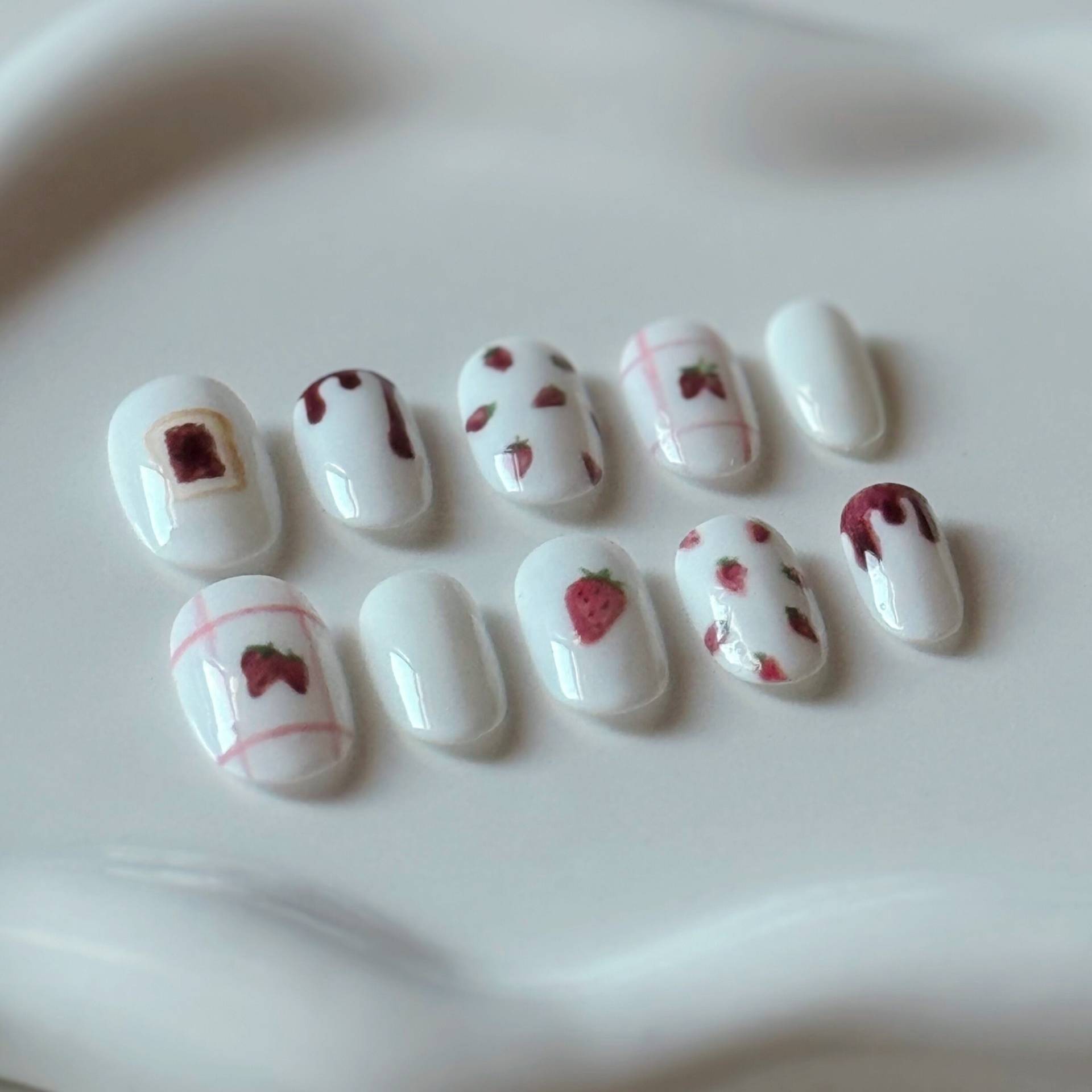 Erdbeermarmelade Drücken Sie Auf Die Nägel | 10 Maßgeschneidert von ChubbyFishStudio