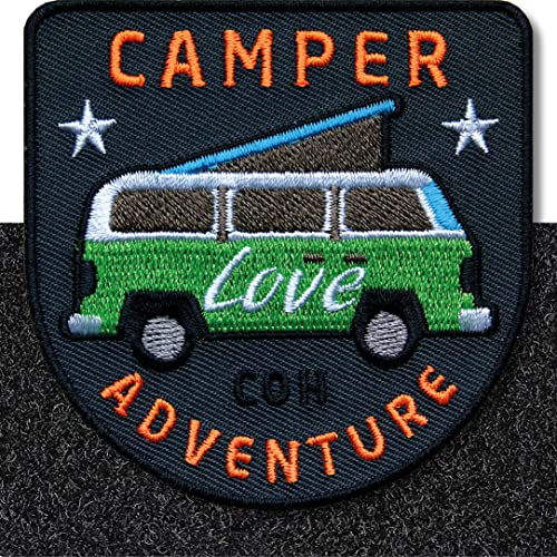 Camper Klett-Patch 68 x 69 mm gestickt/Patch Patches mit Klett Aufnäher Abzeichen Applikation auf Kleidung Rucksack/Camping Vanlife Caravan Camp (Grün) von Club of Heroes