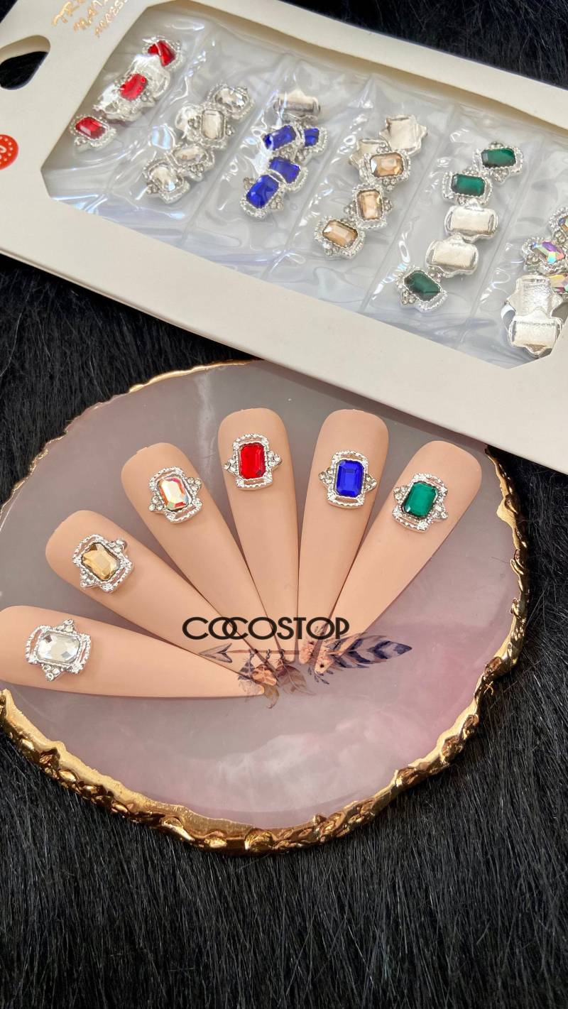 30 Stück Luxus Nagelschmuck 3D Nagel Charms Nailart von CocoStop