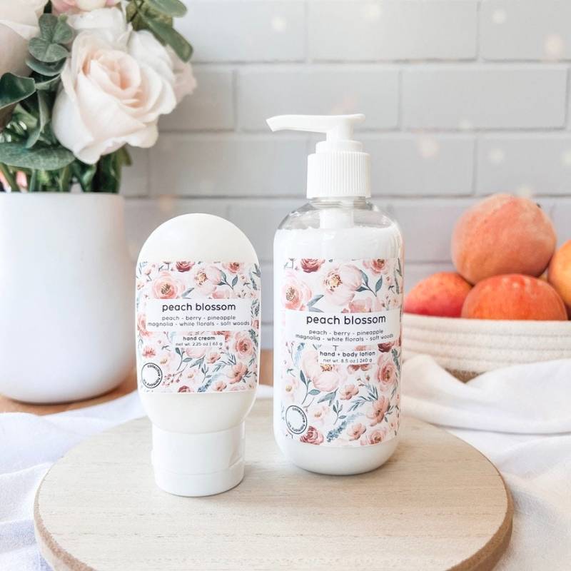 Pfirsichblüte | Shea + Aloe Vera Körperbutter Handgegossener Bodylotion von CollectiveHarmonyCo