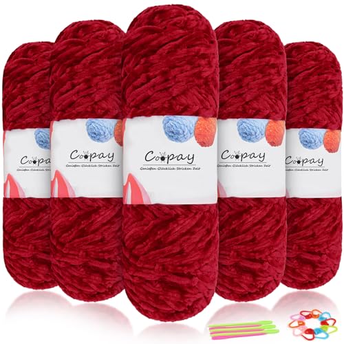 Coopay Samt Chenille Wolle, 500g (5x100g) Velvet Chenillegarn Wolle zum Häkeln&Stricken, Flauschige Weicher Babywolle für Kinder, Samtig Chenillewolle mit Häkelzubehör für Puppen, Schals - Tiefrot von Coopay