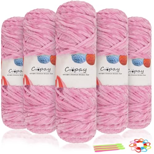 Coopay Samt Chenille Wolle, 500g (5x100g) Velvet Chenillegarn Wolle zum Häkeln&Stricken, Flauschige Weicher Babywolle für Kinder, Samtig Chenillewolle mit Häkelzubehör für Puppen, Schals - Hellpink von Coopay