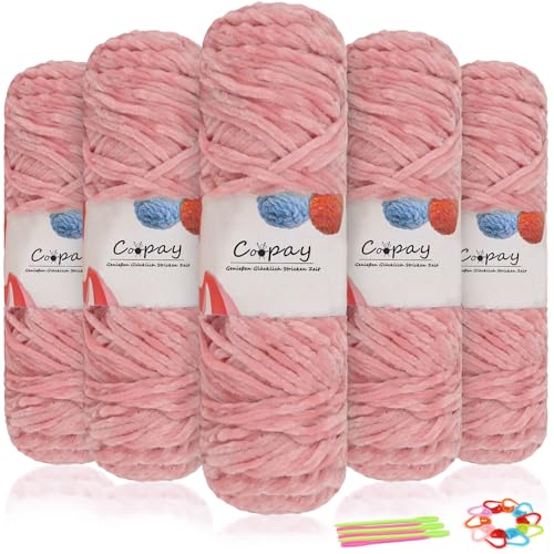 Coopay Samt Chenille Wolle, 500g (5x100g) Velvet Chenillegarn Wolle zum Häkeln&Stricken, Flauschige Weicher Babywolle für Kinder, Samtig Chenillewolle mit Häkelzubehör für Puppen, Schals - Haut Rosa von Coopay