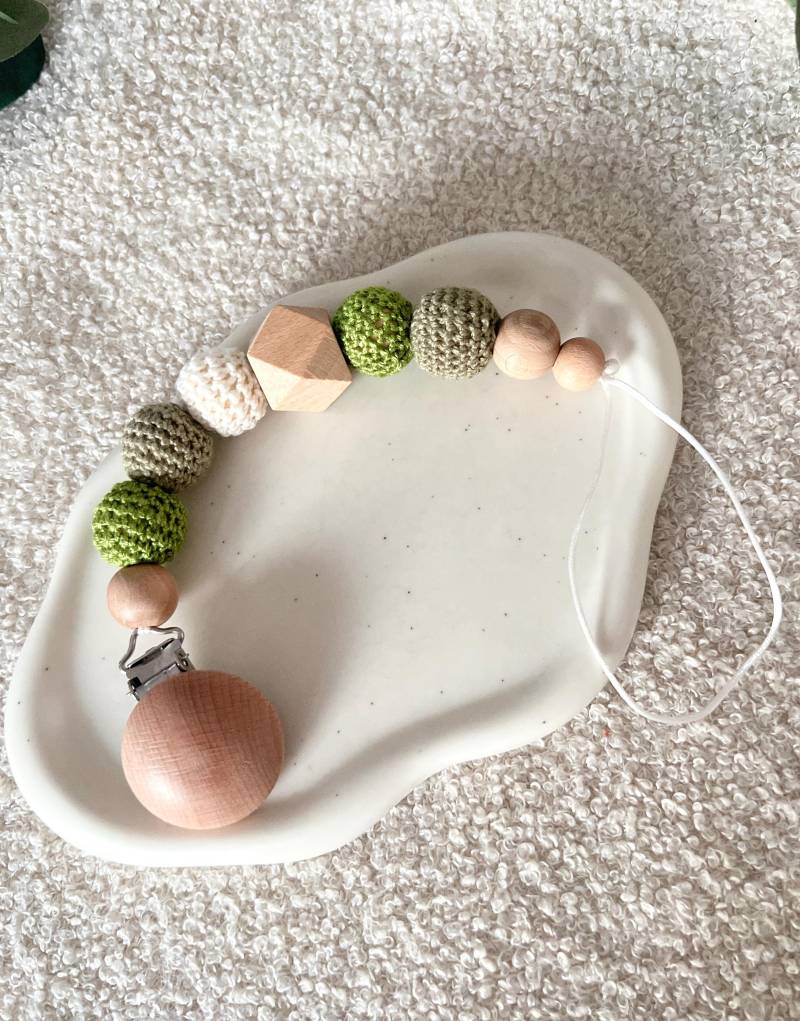 Schnullerkette Baby, Holzperlen Mit Rundem Holz Anhänger , Grau, Beige Und Grün, Häkelperlen, Geschenk Zur Geburt, Natur, Babygeschenk von CosyHavenDE