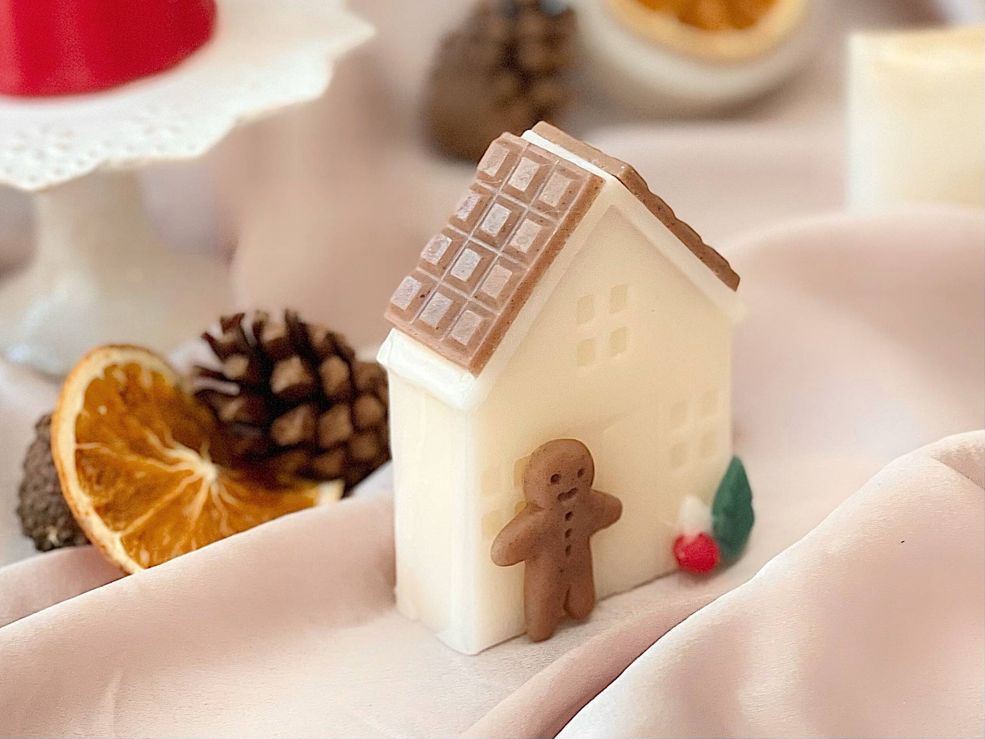 Seife Für Weihnachten Lebkuchenhaus Mit Gingerbread Man von CottageandRose