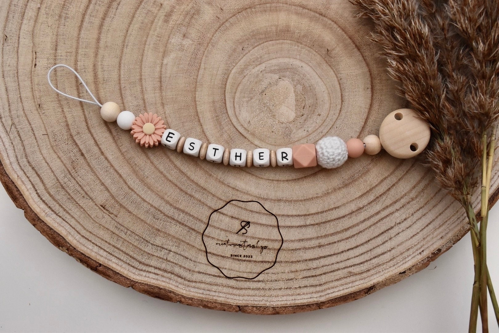 Schnullerkette Blume Mit Silikonring Und Name von Creativsistershop