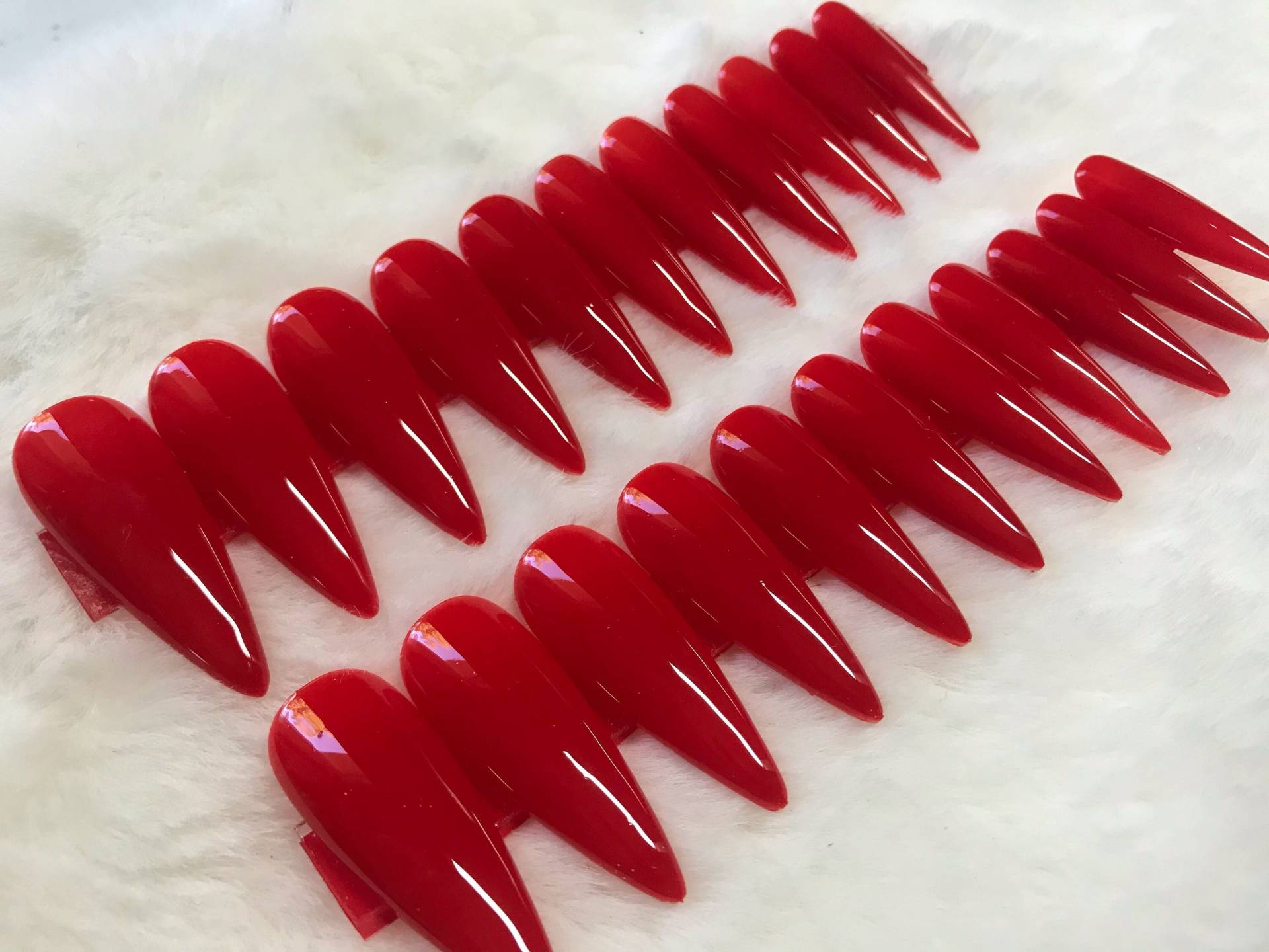 22Stk Lange Rote Stiletto Nägel von CuteAggressionNails