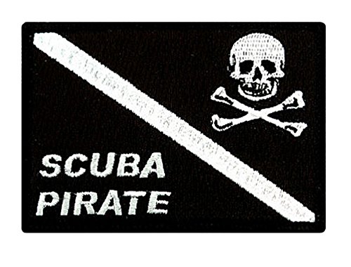 Aufnäher "Scuba Pirat", bestickt, zum Aufbügeln, Motiv: Jolly Roger, Totenkopf, gekreuzte Knochen, Souvenir von Cypress Collectibles Embroidered Patches