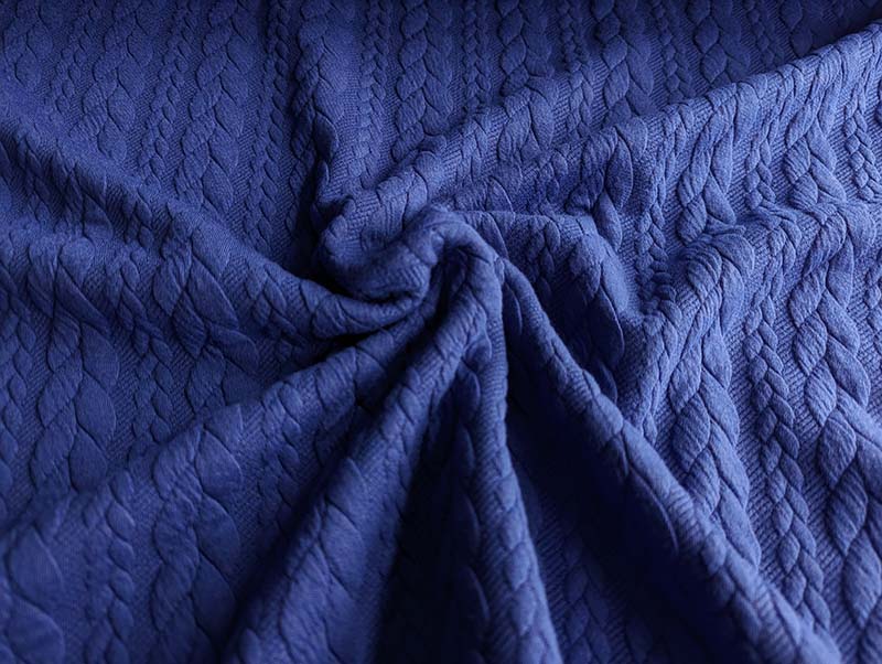 Dehnbarer Strickstoff mit Zopfmuster, Royalblau - 200 cm