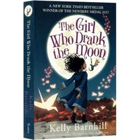 The Girl Who Drank the Moon The Girl Who Drank the Moon English Original English Book Extracurricular Reading