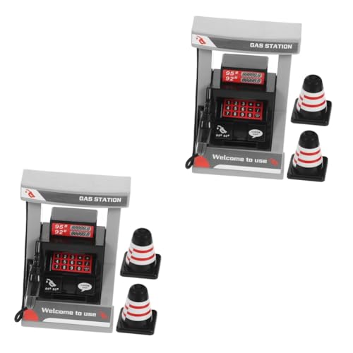 DIYEAH 4 Sets Tankstelle Winzige Zapfsäule Zapfsäule Kleine Tankstelle Autogarage Mini Tankstelle Verkehrskegel Tankstellenmodell Spielautomat Magnet von DIYEAH