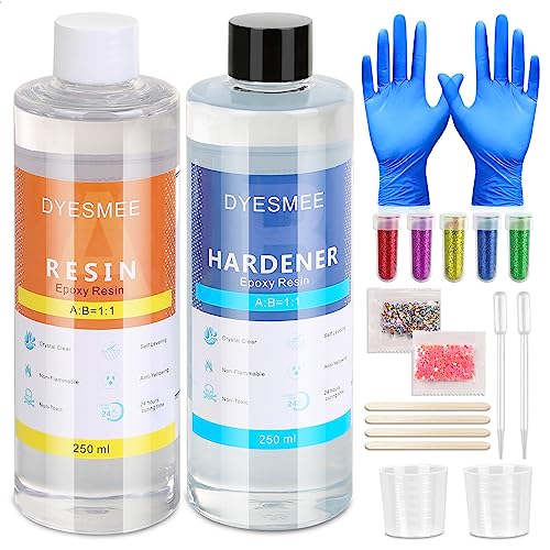 DYESMEE Epoxidharz Set – 500 ml Glasklar Epoxidharz Set Anfänger für Kunsthandwerk, Kunst, Schmuckherstellung, Flusstische – Harz Gießen Set mit Messbechern, Stäbchen, Tropfer und Handschuhen von DYESMEE