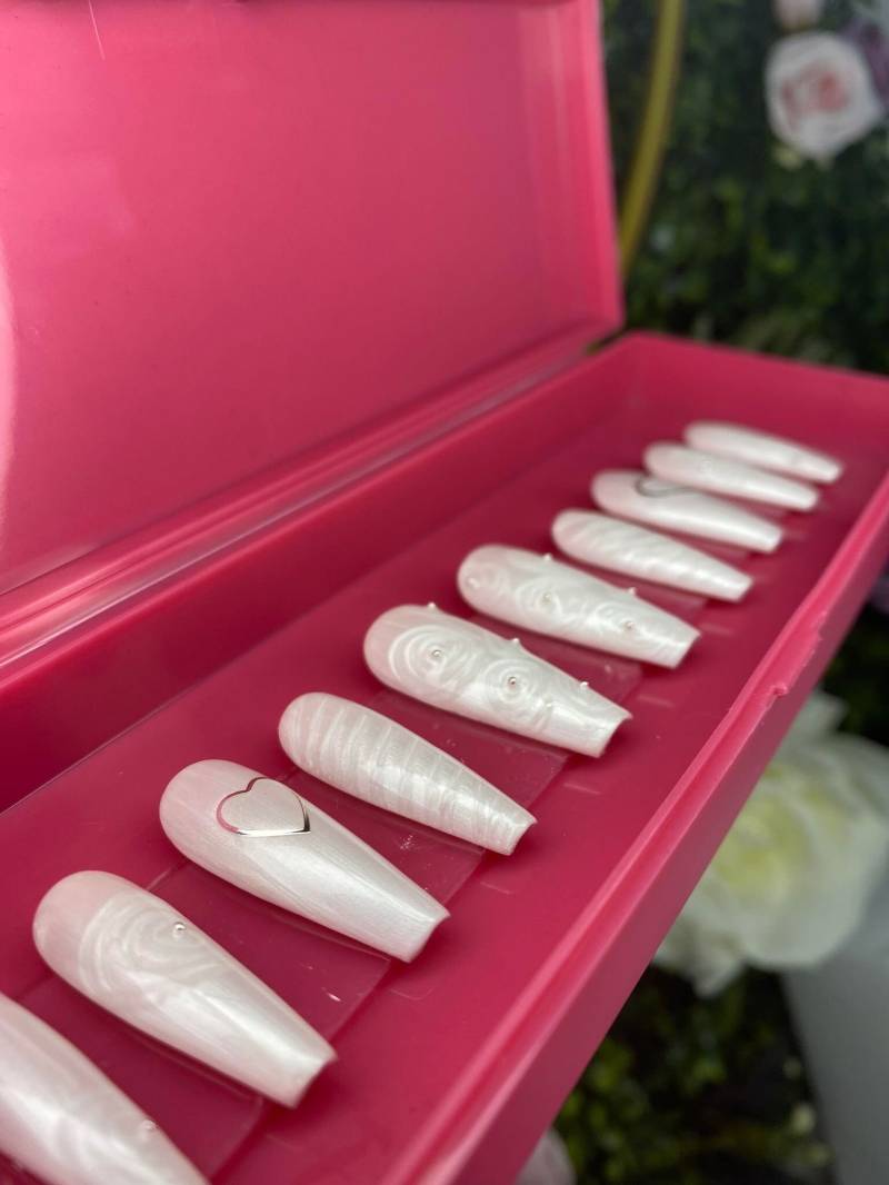 Premium Weiße Braut Glitzer Gel Press-On Nägel | Geschenke Für Sie Dana Elite von DanaEliteNails