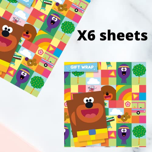 Hey Duggee Geschenkpapier, 6 Blatt, 6 Etiketten, Größe 70 x 50 cm, offizielles Produkt von Danilo Promotions LTD