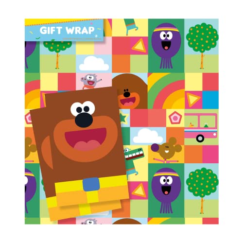 Hey Duggee Geschenkpapier, 4 Blatt, 4 Etiketten, Blattgröße: 70 x 50 cm, offizielles Produkt von Danilo Promotions LTD