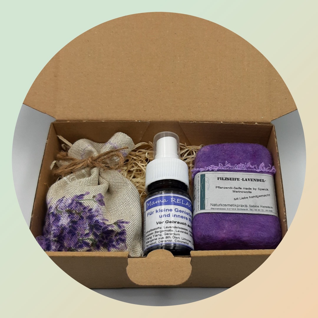 Naturkosmetik Geschenkbox "Relax" Handgemacht Wellness Beauty Spa Hautpflege Seife Aromaspray Muttertagsgeschenk Frauen von DeineNaturkosmetik