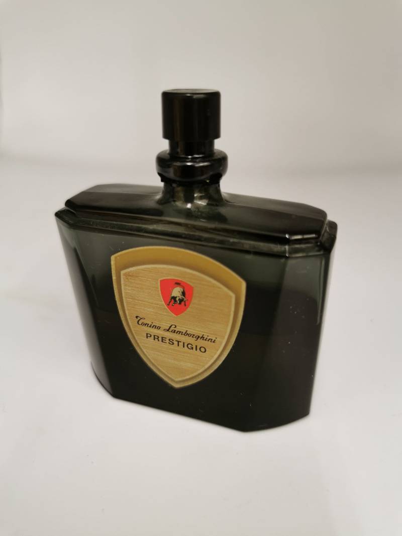 Tonino Lamborghini Eau De Toilette 50 Ml Gebraucht Verpackung Nicht Vorhanden, Füllstand Ca %. 3217 von Dekofisch