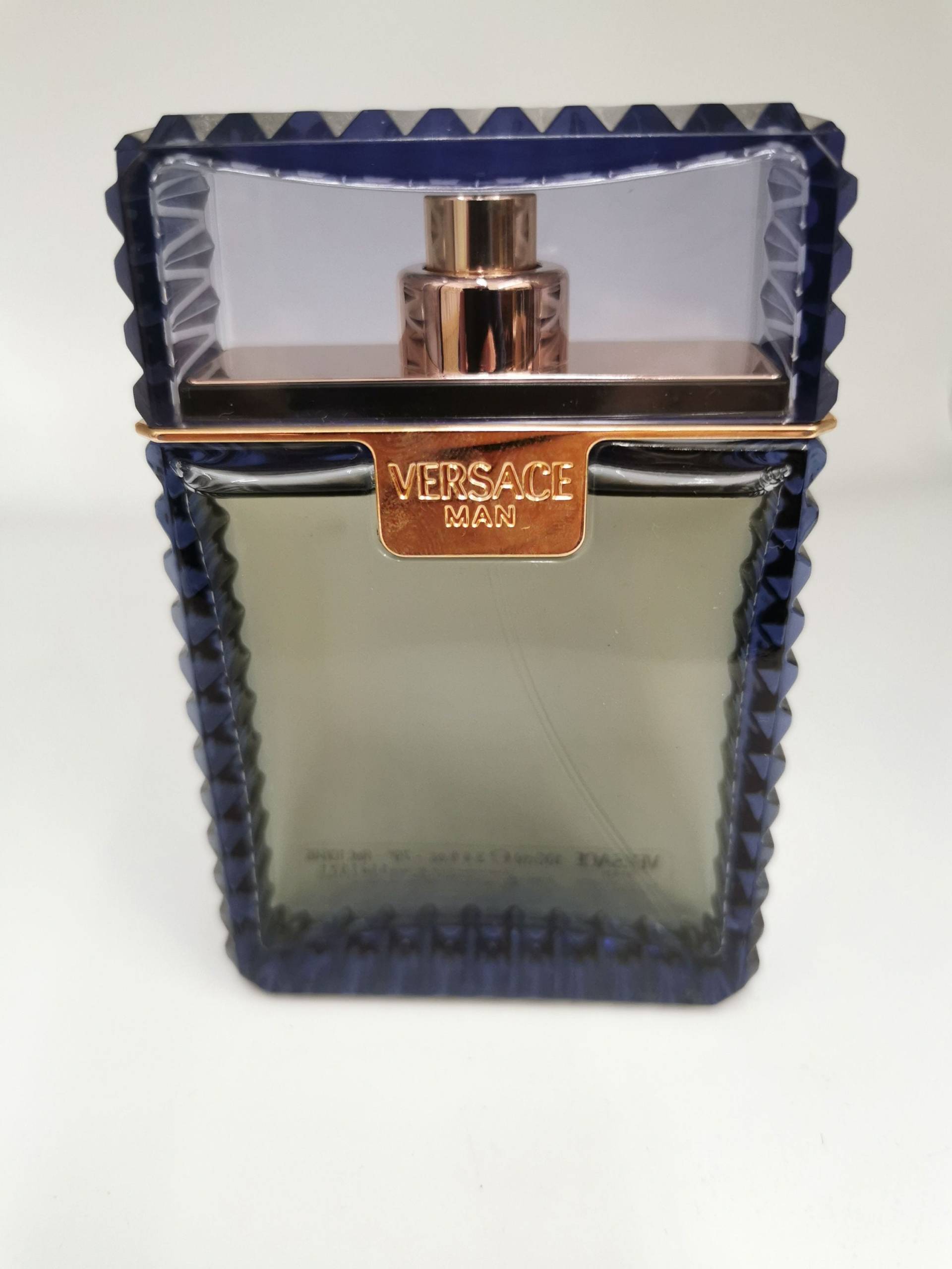 Versace Man Paris Eau De Toilette 100 Ml Gebraucht Ohne Verpackung von Dekofisch