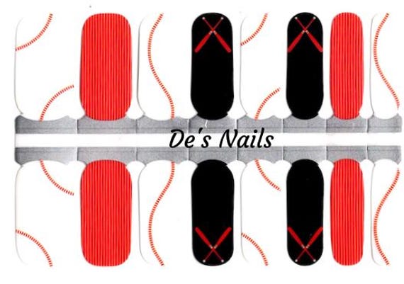 Wer Kommt Zuerst? Nagellack Wraps von DesNailsandMore