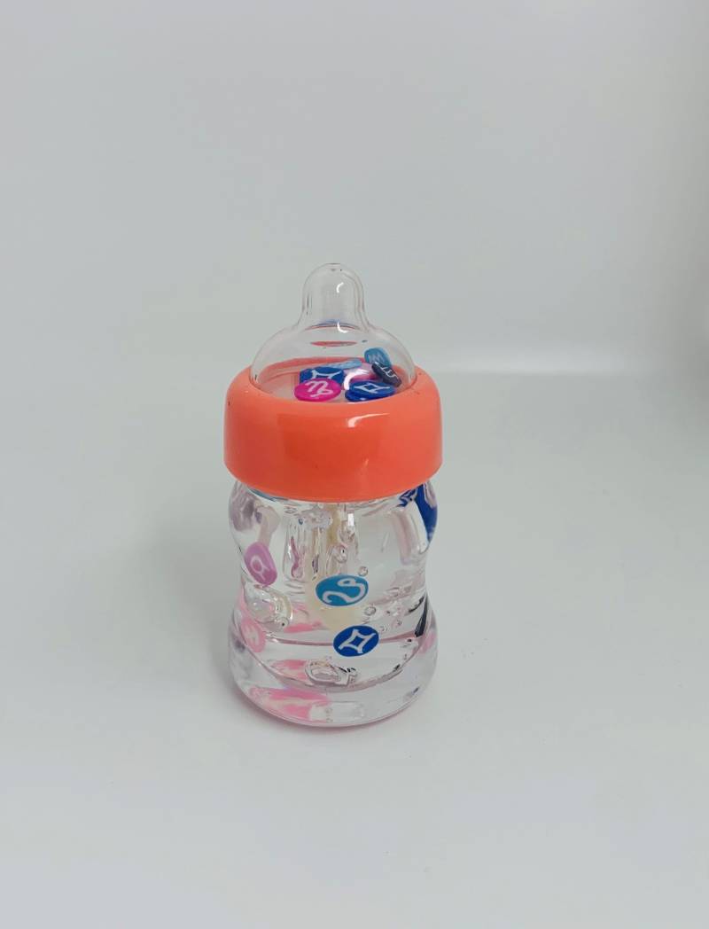 Benutzerdefinierte Sternzeichen Pink Baby Flasche Lip Gloss von DoubleGAccessories