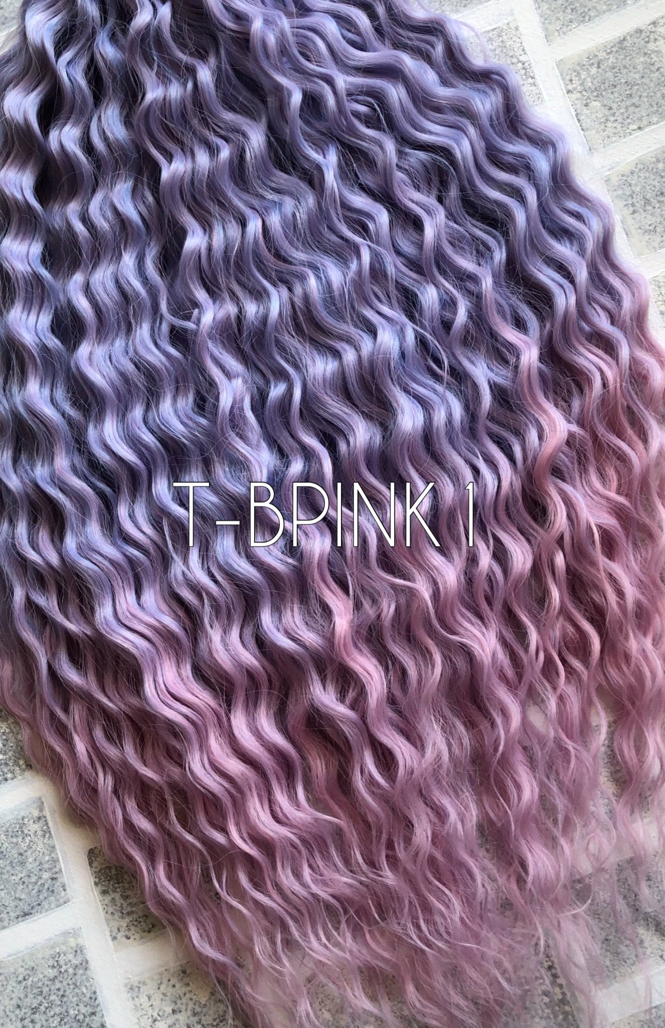 Violettes Ombre-Haar, Kunsthaar, Lockiges Haar Ariel, Violet-Rosa-Kanekalon, Premium-Materialien, Haarverlängerungen, Jumbo-Geflecht von DreadsByDAP