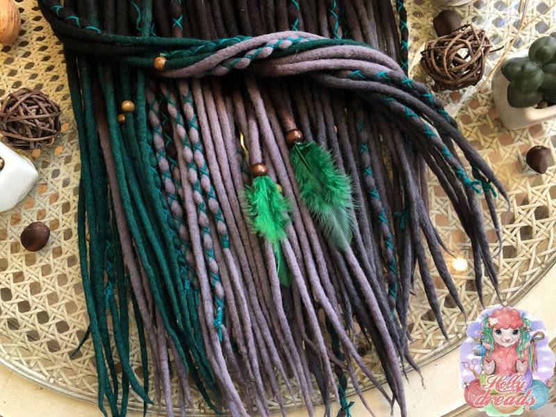 Wolle Dreadlocks Natur Aussehend Mix Braun Grau Grün Dunkel Smaragd Gewickelt Ombre Merino von DreadsByHolly