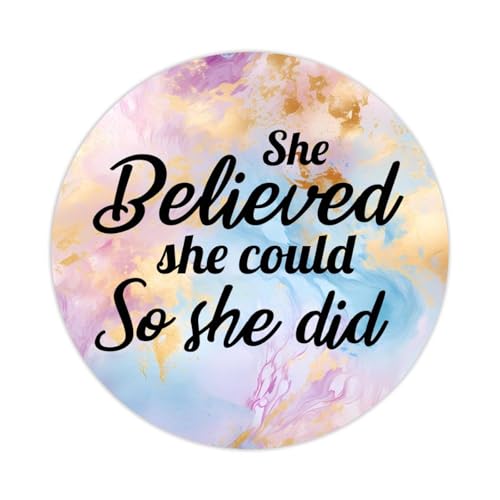 Runde Etikettenaufkleber mit der Aufschrift "She Believed She Could So She Did", 3,8 cm, Positiver Schriftzug, Spruch, Aufkleber für Laptop, Computer, Tassen, Umschläge, Wasserflasche, Rucksack, 100 von DreamAutumn