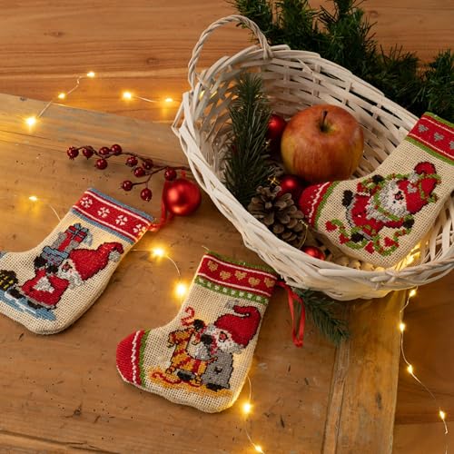 Duftin Kreuzstich Stickset gezählter Kreuzstich - Weihnachtsstiefeln 10x12 cm 3er Set WICHTEL ZAUBER - DIY Erwachsene Bastelset zum Sticken Aida MIT Stickvorlage & Sticknadel und Stickgarn von Duftin