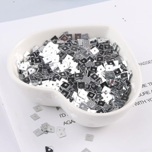 Heben Sie sich mit quadratischen mesoporösen PVC-Pailletten für Scrapbooking und Kleidung ab (Silber) von DystopiaWorld