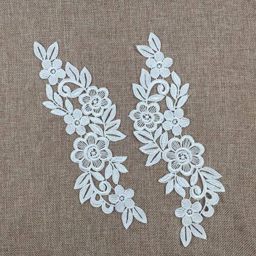 Weiße schwarze Spitze Stoff Blumen Motiv Applikationen Stickerei Nähen Patch Kleid Bluse Kleidung Ornament Hochzeit (Farbe: 4) von EBRICON