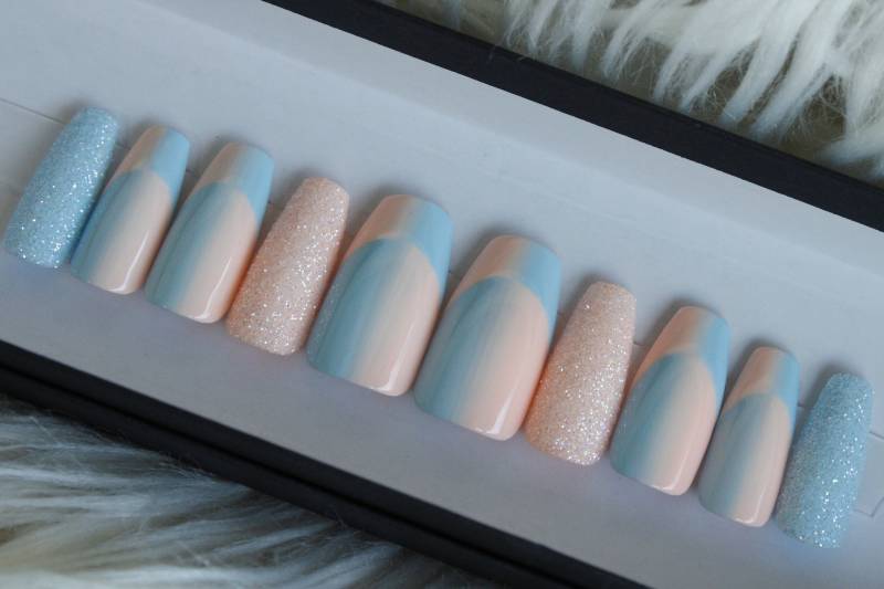 Kontrast French Tip Press On Nails - 10 Oder 20 Stück Pink Und Blau Nail Set von EdgeNail