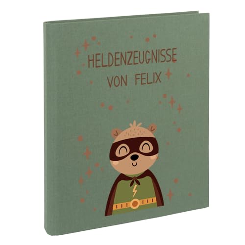 Zeugnismappe mit Namen personalisiert aus Leinen Schulkind Geschenk zur Einschulung Motiv Superheld (Salbei, Bär) von Elefantasie