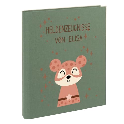 Zeugnismappe mit Namen personalisiert aus Leinen Schulkind Geschenk zur Einschulung Motiv Superheld (Salbei, Maus) von Elefantasie