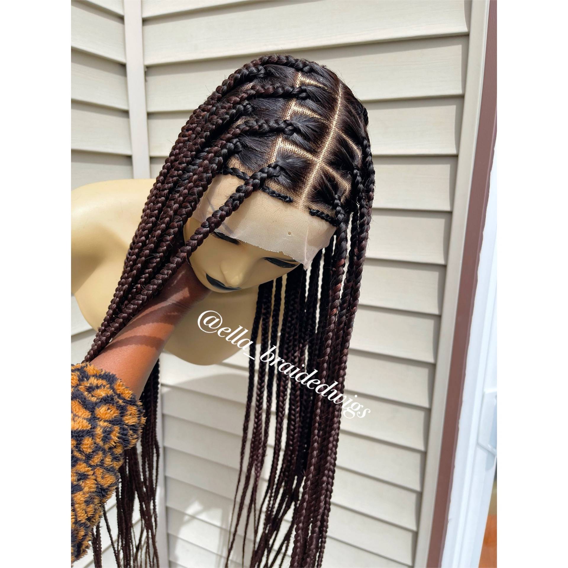 Knotenlose Geflochtene Perücke Für Schwarze Frauen. Faux Locs Passion Twists Box Braids Senegalese von Ellasbraidedwigs