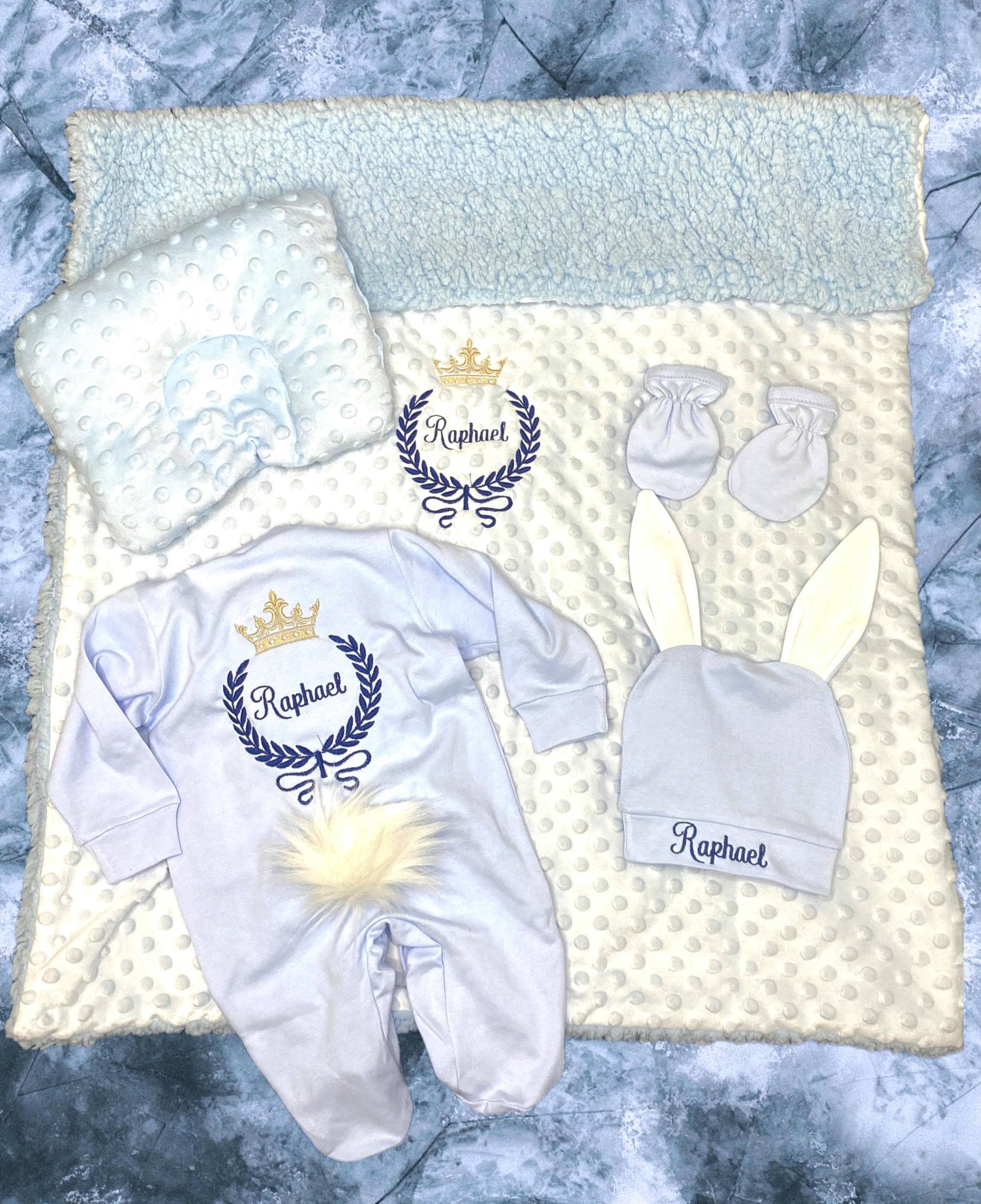 Baby Strampler Set Body Mit Namen Geburtstag Geschenk Für Schwangere Personalisiertes von ElmasBoutiqueShop