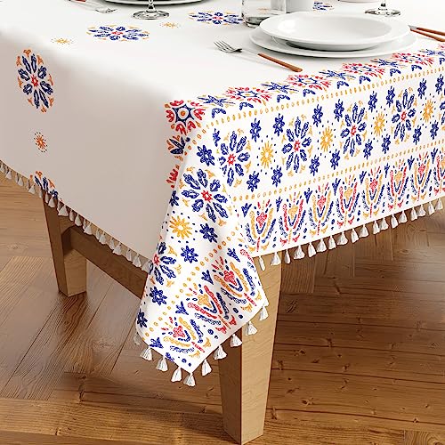 Encasa Homes Silky Polyester Tischtuch für 4 Seater Tabelle | Gedrucktes Boho Hell Design mit Quasten | Verwenden Sie Küchenessen, Festivals, Innen- und Außenpartys mit Größe 140x140 cm von Encasa XO