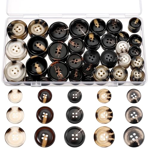 110 Stück gemischte Nähknöpfe, 4 Löcher, rund, Harz, Blazer-Knöpfe, Anzüge für Mäntel, geeignet für verschiedene Näharbeiten, Handwerk, Kleidung, Dekorationen, DIY, 3 Größen 110 Stück gemischte Nähknöpfe, 4 Löcher, rund, Harz, Blazer-Knöpfe, Anzüge für Mäntel, geeignet für verschiedene Näharbeiten, Handwerk, Kleidung, Dekorationen, DIY, 3 Größen von EupHHonycs