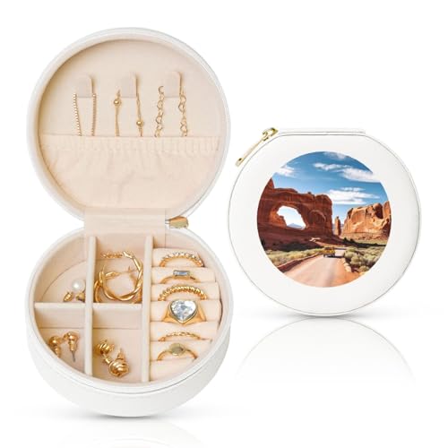 FHEBNDS Leder-Reise-Schmuckkästchen für Frauen, Geburtstagsgeschenke, Bögen, Nationalpark-Eingang, Schmuckschatulle mit Reißverschluss, klein, rund, Schmuck-Organizer, Aufbewahrungsbox für Ringe FHEBNDS Leder-Reise-Schmuckkästchen für Frauen, Geburtstagsgeschenke, Bögen, Nationalpark-Eingang, Schmuckschatulle mit Reißverschluss, klein, rund, Schmuck-Organizer, Aufbewahrungsbox für Ringe von FHEBNDS