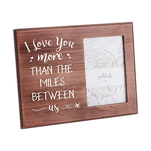 FINGERINSPIRE Holz Bilderrahmen 25x20cm - I Love You More Than The Miles Between Us - Paare Romantischer Bilderrahmen mit Herz Flugzeug Muster Sattelbrauner Rechteckig Valentinstag Fotorahmen von FINGERINSPIRE