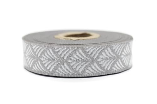 Jacquard-Band, gewebt, Grau und Weiß, Muschel, 10 m x 20 mm – Rolle, besticktes Band, zum Nähen, Dekoration 20273-V3 Jacquard-Band, gewebt, Grau und Weiß, Muschel, 10 m x 20 mm – Rolle, besticktes Band, zum Nähen, Dekoration 20273-V3 von Fantastic Kurdele