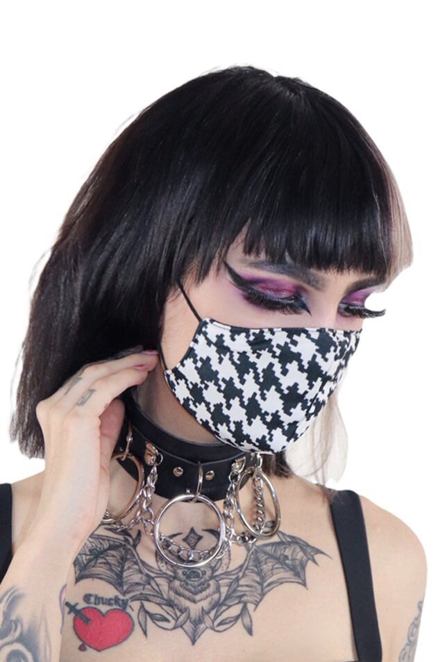 Houndstooth Schwarz Weiß Maske Mit Nasenbrücke von FatalEnvyApparel