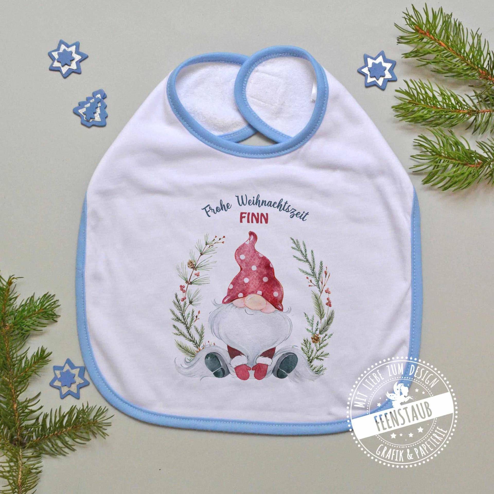 Weihnachten Baby-Lätzchen Personalisiert Mit Namen Und Weihnachtsgnom Weihnachtszwerg Junge, Erstes Weihnachtsfest, Geschenk Zum Nikolaus von FeenstaubHandmade