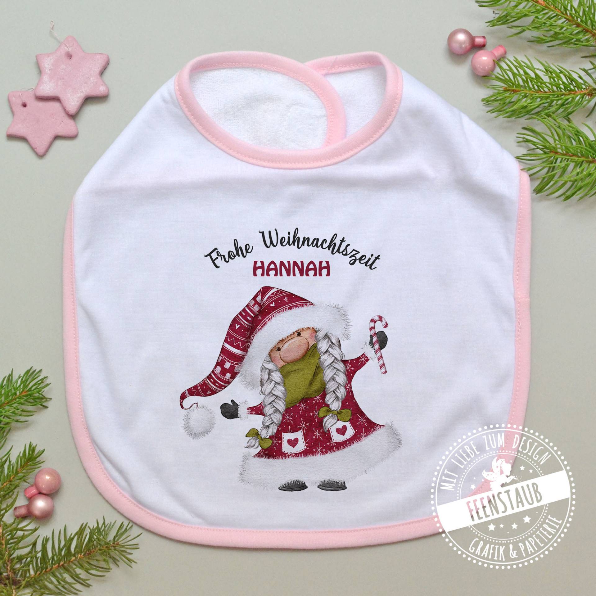 Weihnachten Baby-Lätzchen Personalisiert Mit Namen Und Weihnachtsgnom Weihnachtszwerg Mädchen, Erstes Weihnachtsfest, Geschenk Zum Nikolaus von FeenstaubHandmade